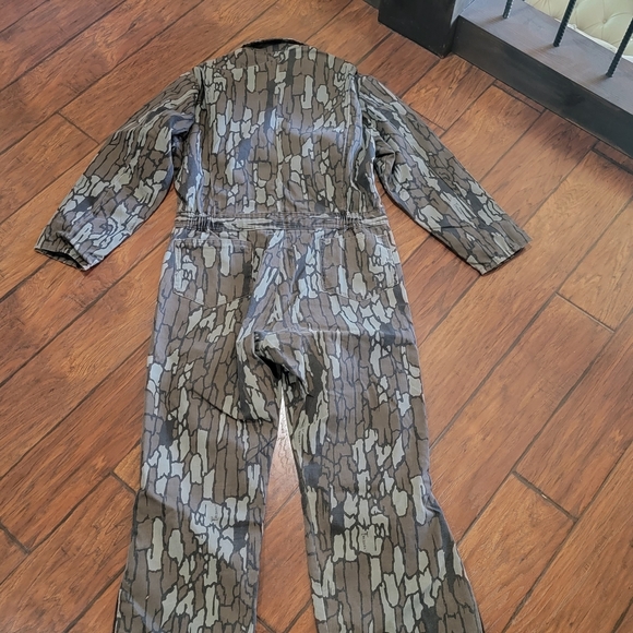 Cabela's men's hunting coveralls - Picture 11 of 13